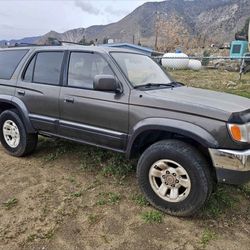 1998 Toyota 4Runner Limited 4x4