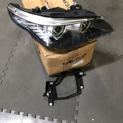 2008-2010 Bmw Passenger  Side Headlight  E60