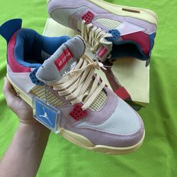 JORDAN 4 UNION GUAVA ICE ** OPEN TO OFFERS 📲**