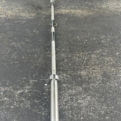 7 FOOT / 45 POUND OLYMPIC BARBELL BAR