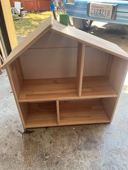 Little dolls house