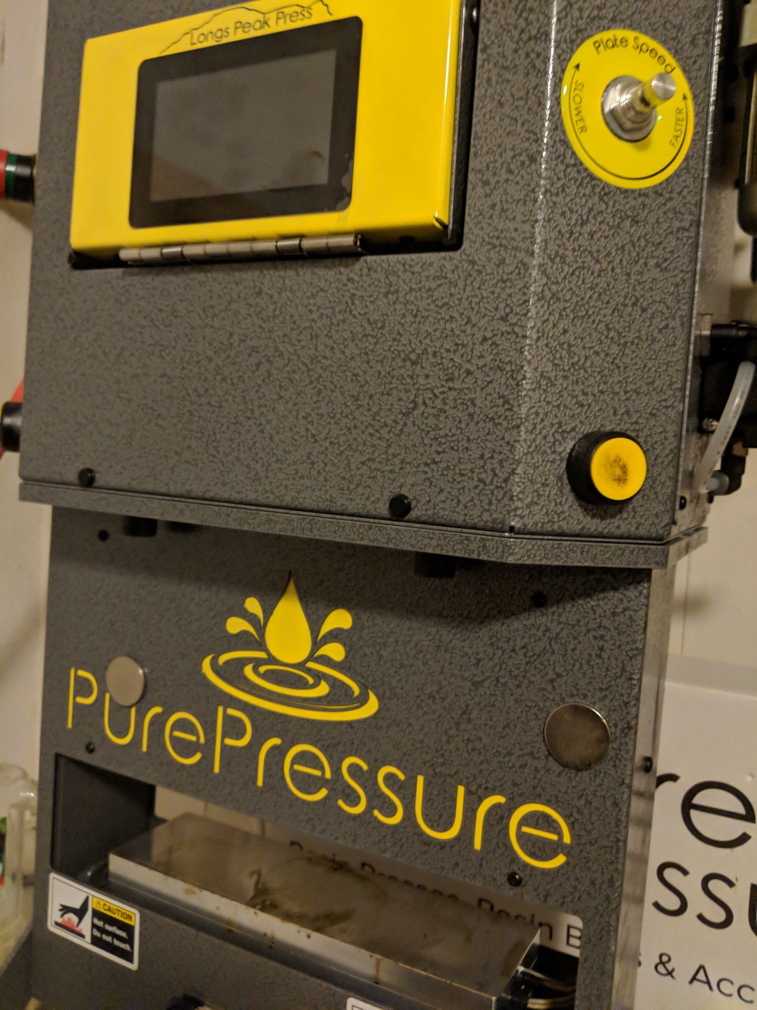 Pure Pressure Longs Peak Rosin Press