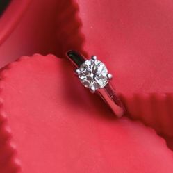 Real Diamond Platinum Ring Size 6