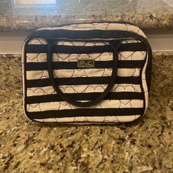Lady’s Makeup Bag