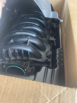 L83 Intake Manifold OEM Silverado 14-18