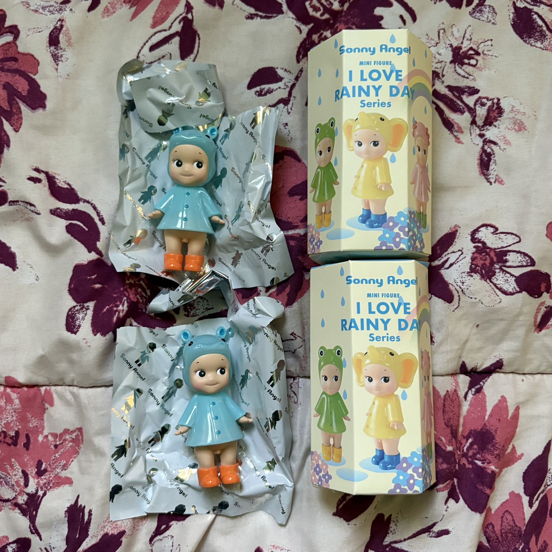 Sonny Angel - Hippo (I Love Rainy Day Series)