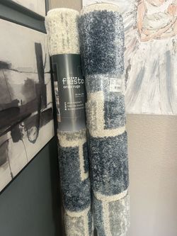 New area rug