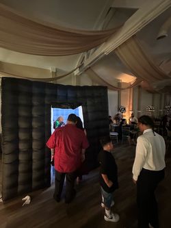 PHOTOBOOTH