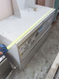 Lateral Filing Cabinets - 2 Drawer