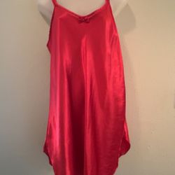 M Women’s Red Satin V-neck Nightgown