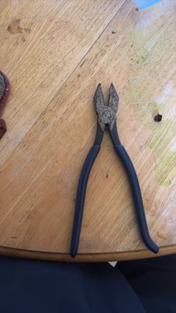 Klein tool pliyers