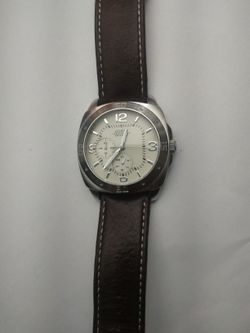 Guess 100 Meters Water Proof