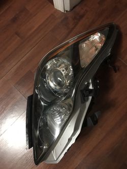 G37 coupe right side headlight