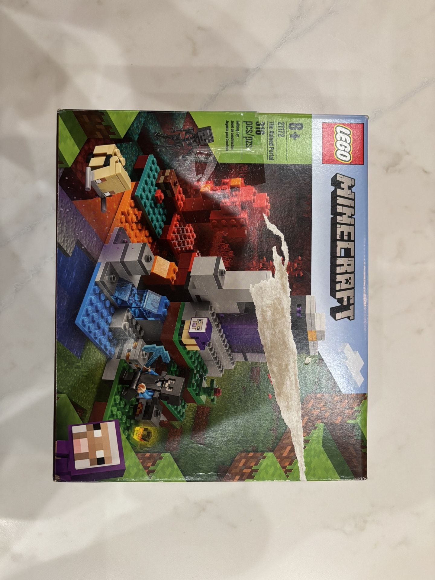 The Ruined Portal 21162 LEGO Minecraft (Sealed)