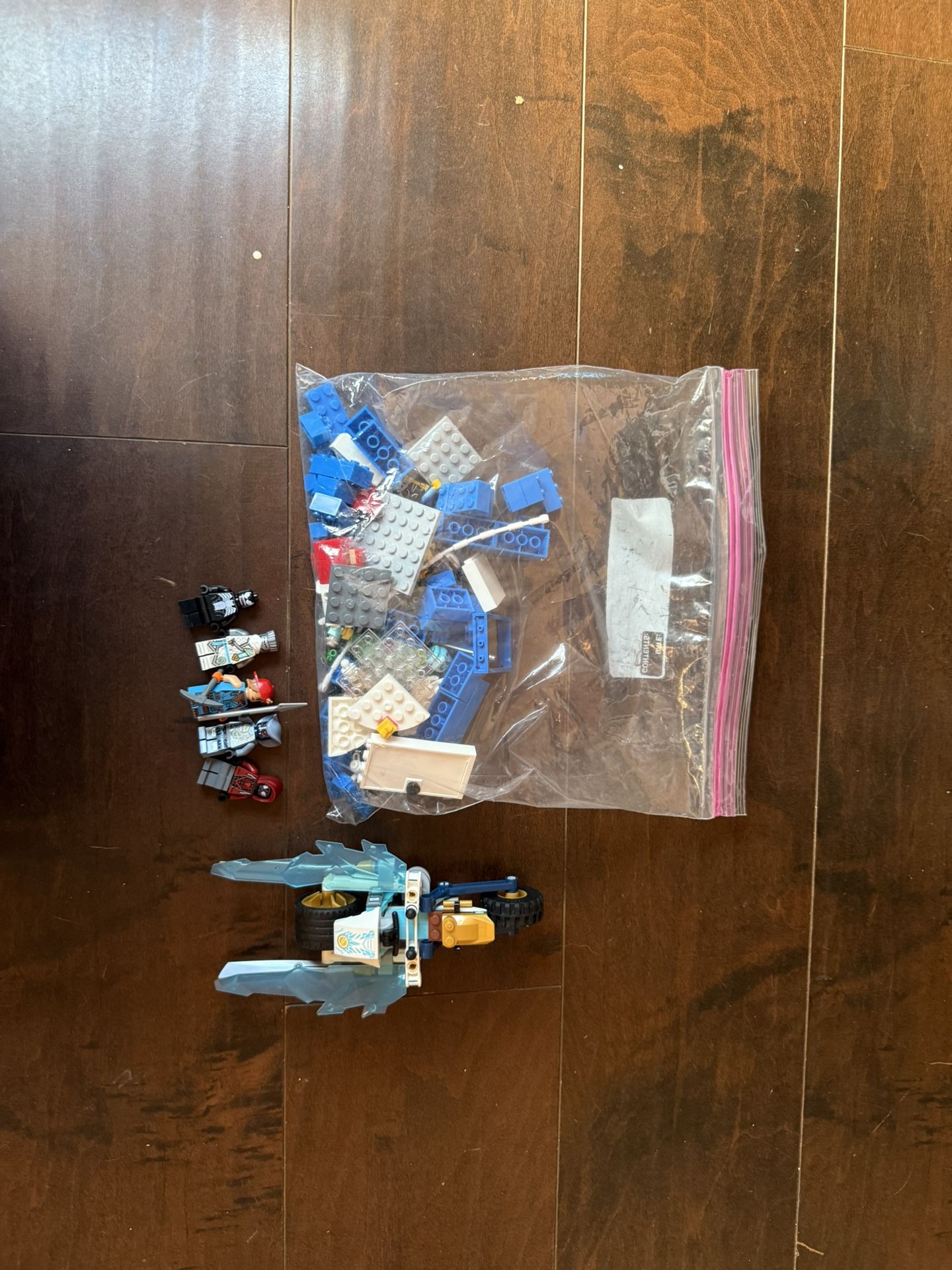 Lego Lot read Description Please