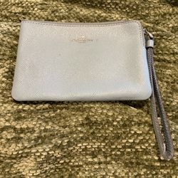 Coach wristlet light blue/grey