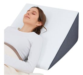 10” Bed Wedge w Removable Cover 