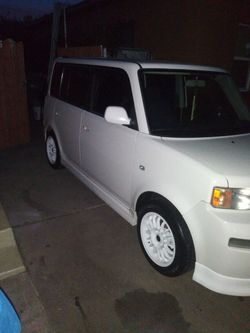 Scion xb