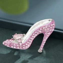 Brand New Stylish Rhinestone & Crystal High Heel Shoe Brooch Pin