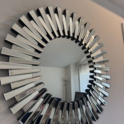 Round Mirror