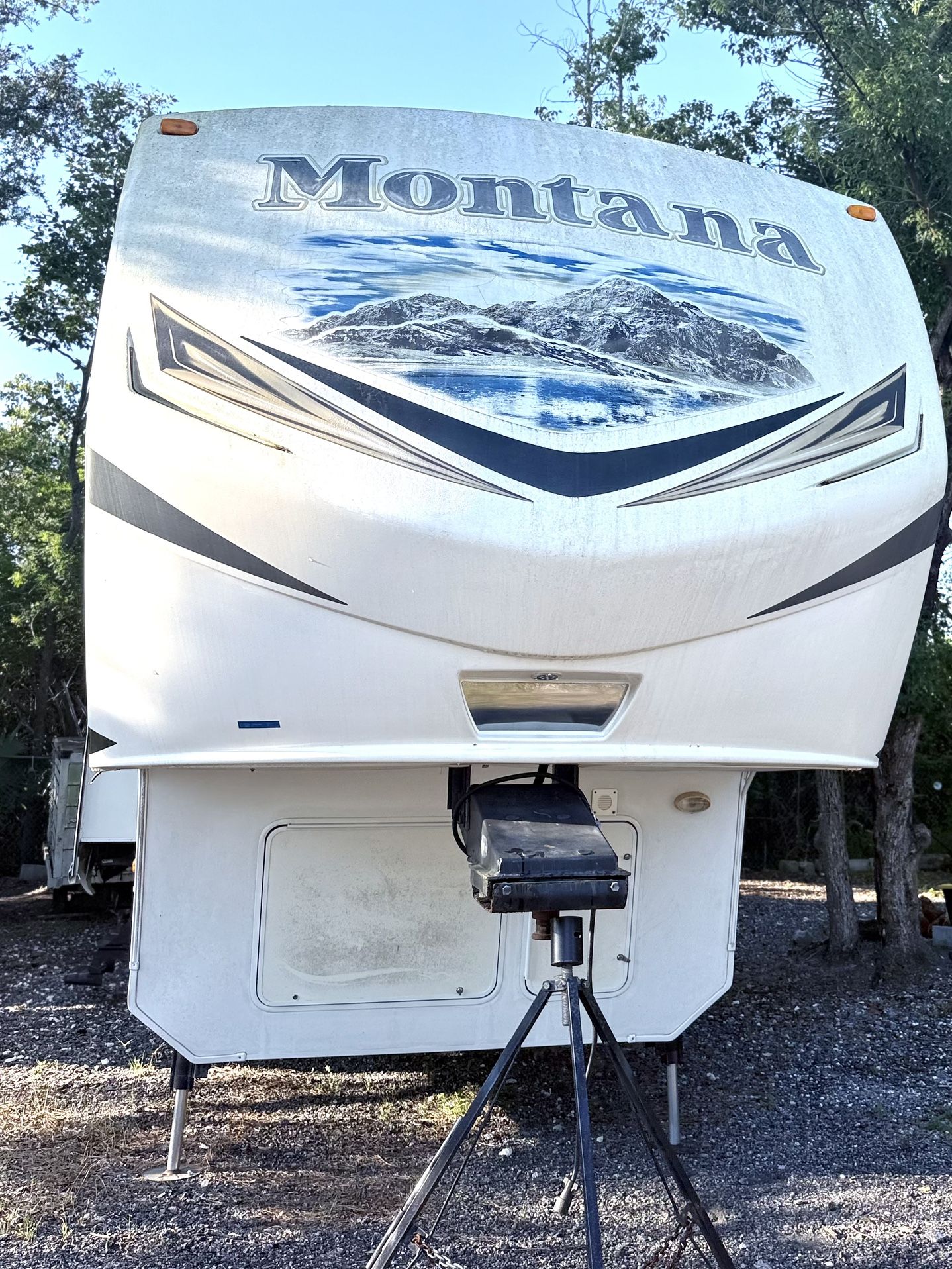 Luxury Rv Trailer ! Live In Style ! Travel In Style