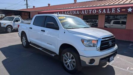 2013 Toyota Tundra CrewMax