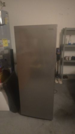 Upright Convertible Refrigerator/freezer