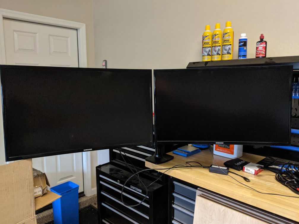 Two 27" Curved 1080p Monitors with Dual-Arm Desk Stand