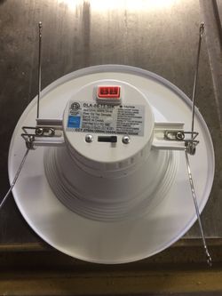 Recessed LED Light Fixture