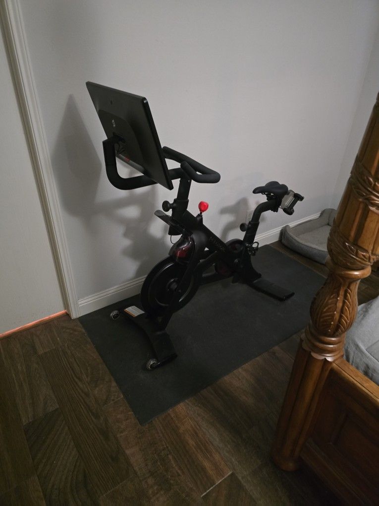 Peloton +