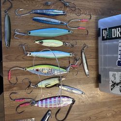 Selling these tuna fishing lures trying to sell them them all in one have no use for em was looking for 160 or OBO and negotiatable