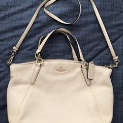coach medium cream  bag $50 good conditions