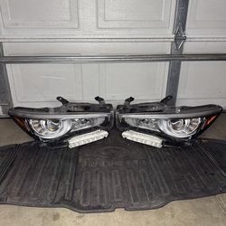 Oem Infiniti q50 headlights