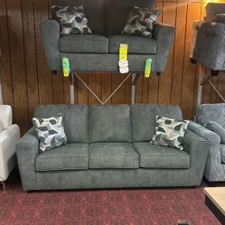 2pc Signature By Ashley Sofa And Love Seat