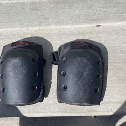 Skateboard Knee Pads
