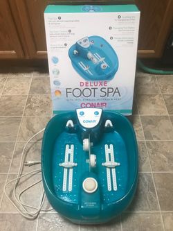 Conair Deluxe Foot Spa with Heat & Bubbles (Like New in Box)