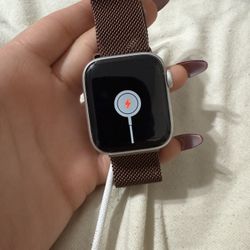 40mm Apple Watch 