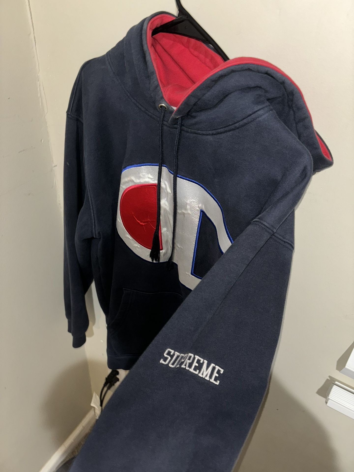 Champion x Supreme hoodie size L 