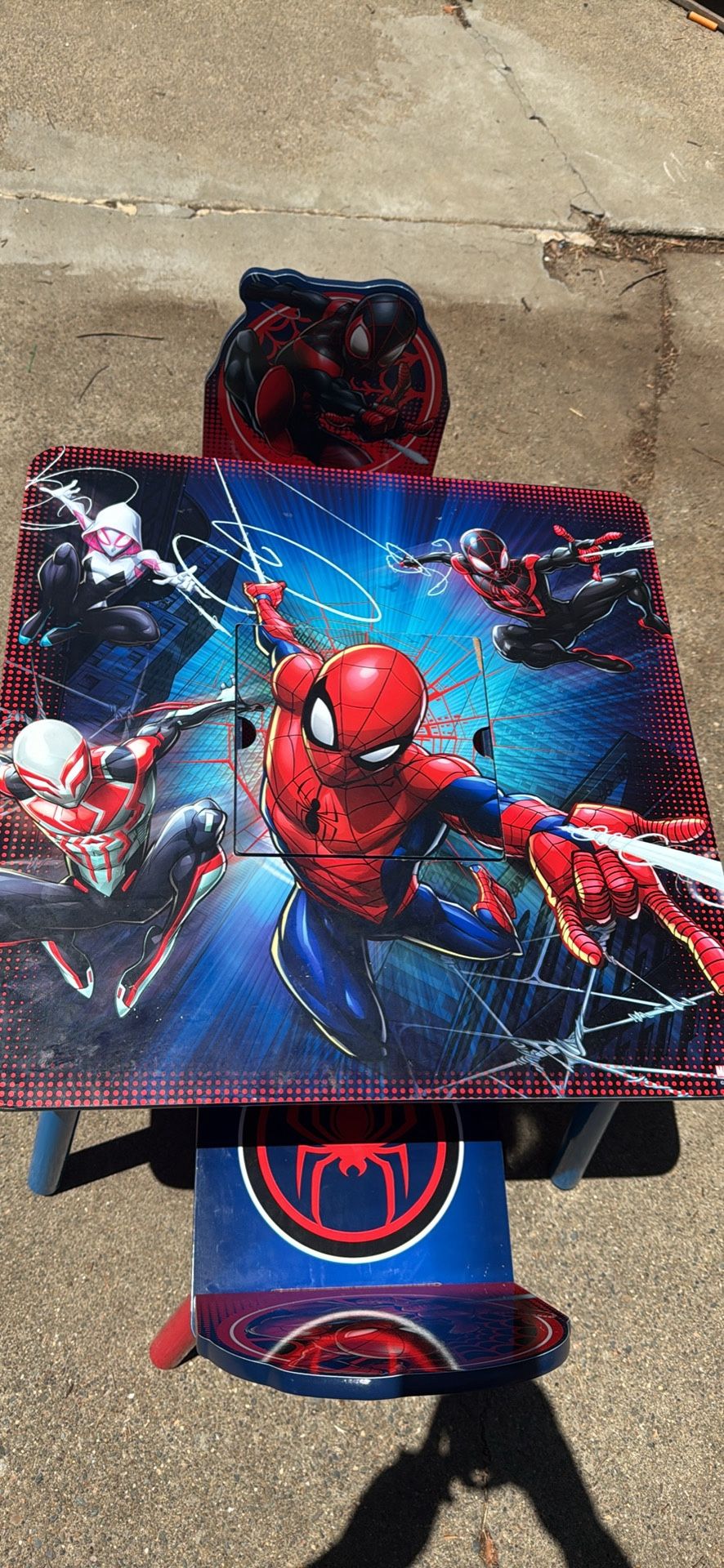 Kids Spider-Man Table