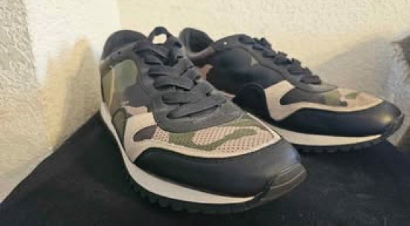 COACH Camo Men´s 11.5 Athletic/Casual/Gym Shoes New Open Box Floor Display  & Accessories