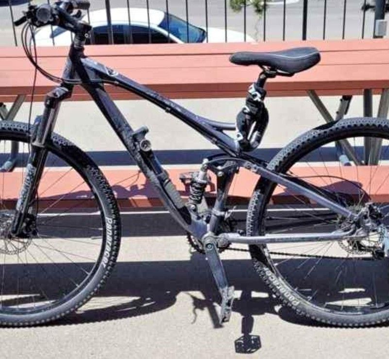 Mongoose 29 Inch Mountain Bike