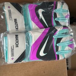 Nike Goalie gloves ( Send an offer )