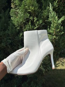 Women’s shoes