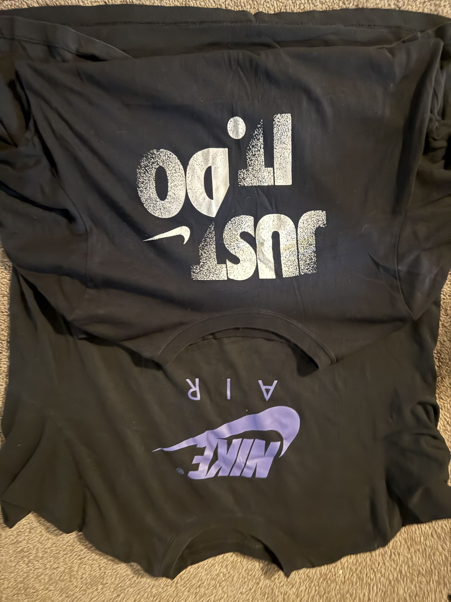 2 Nike shirts