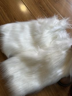 White Faux Fur Boot Covers / Leg Warmers — Costume / Winter Style