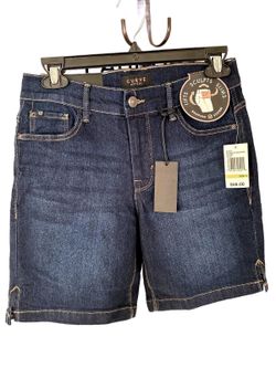 Curve Appeal Lifts & Slims Denim Bermuda Shorts Size 4/27