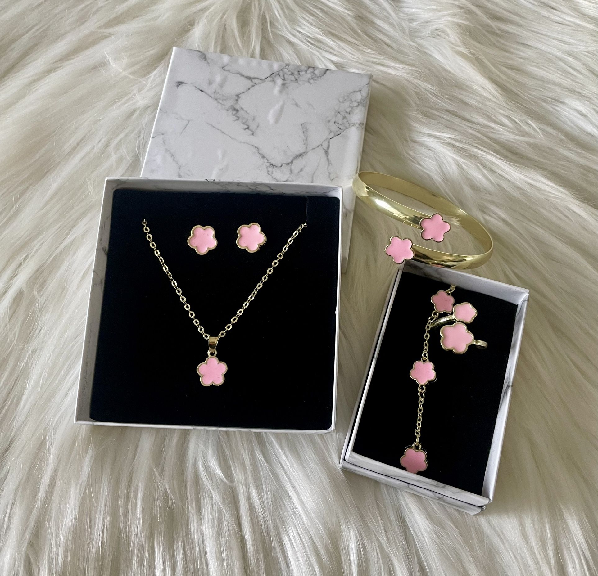 Brand New Beautiful 4 Piece Jewelry Necklace Earrings Bracelet Set 