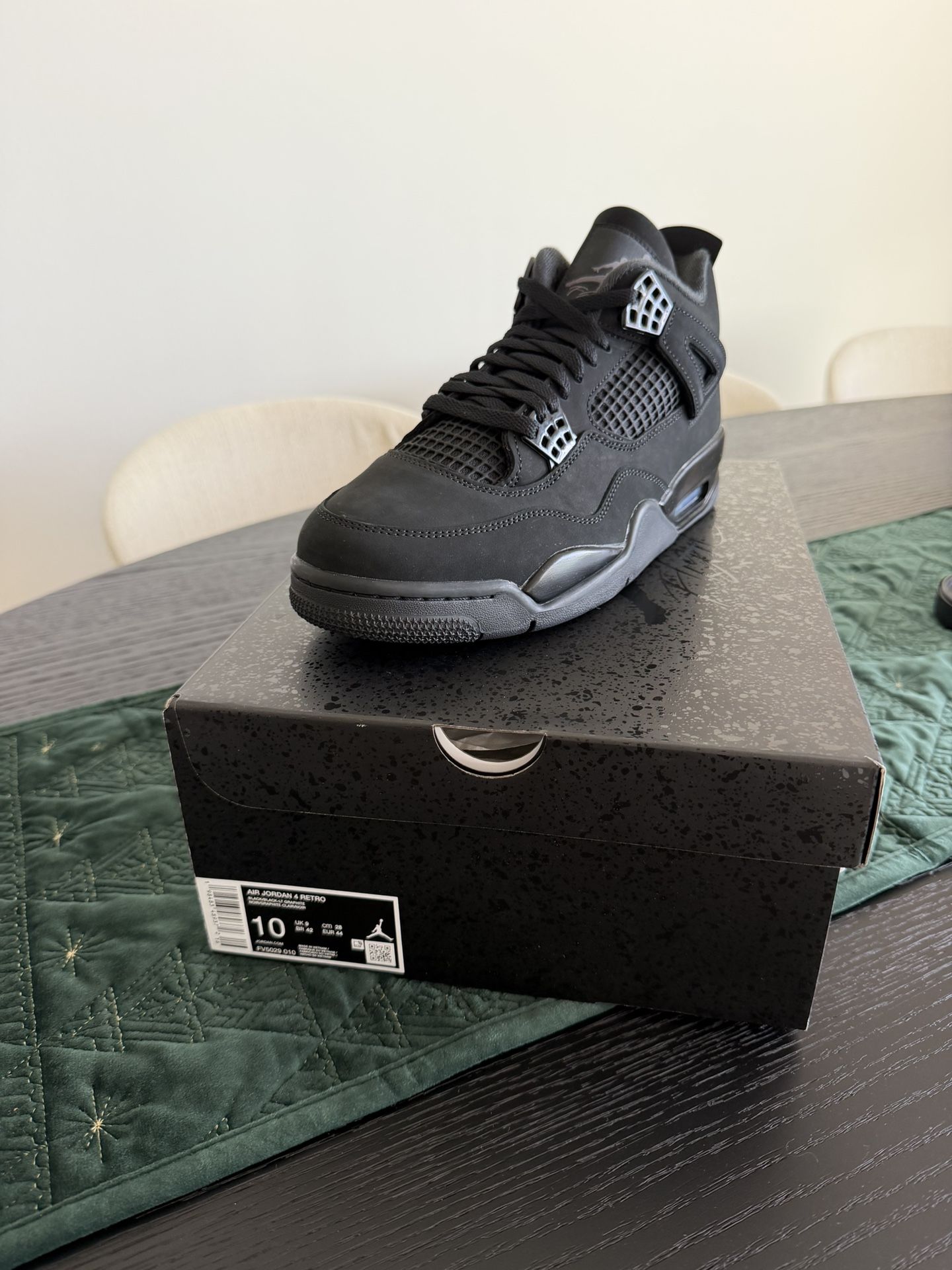 Jordan 4 Black Cat