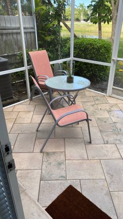 Patio Table And Chairs 