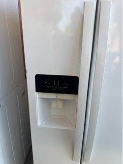 Whirlpool Side-by-Side Refrigerator – Like New Condition ❄️